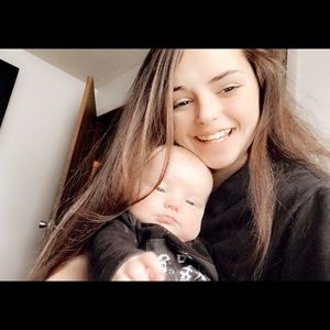 Meet your Posher, Ella